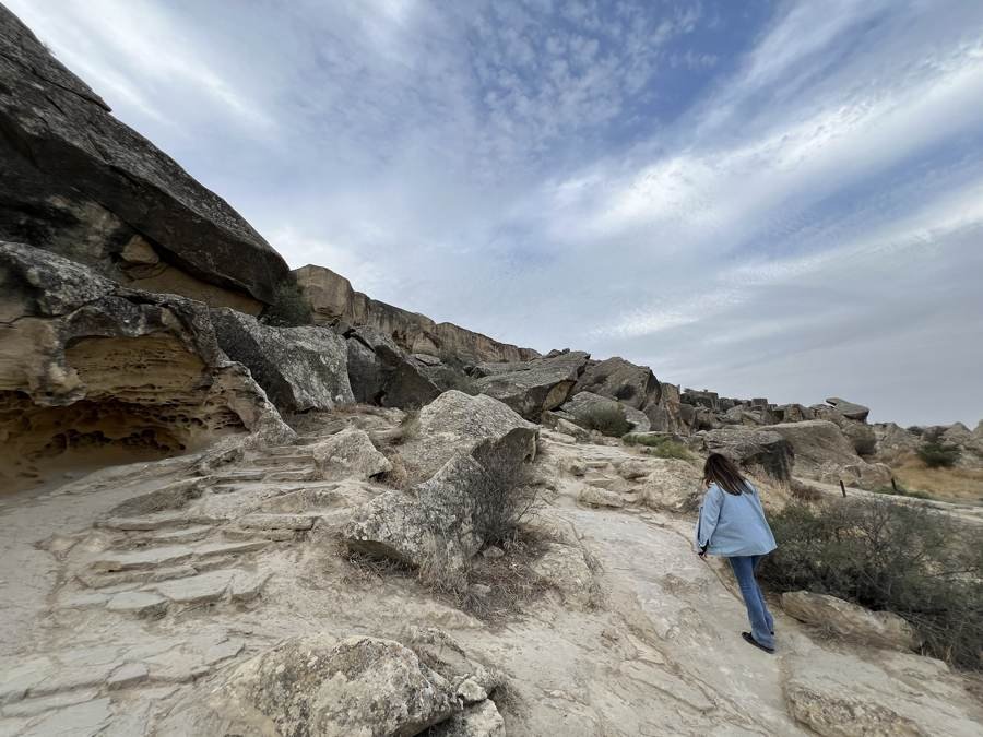 rocky hills, small me