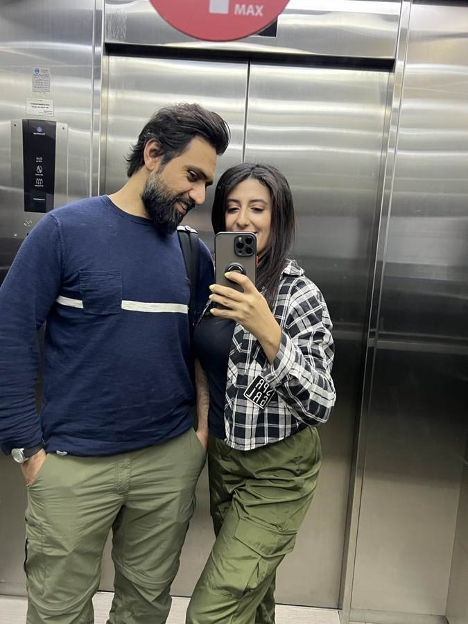 elevator mirror, matching greens