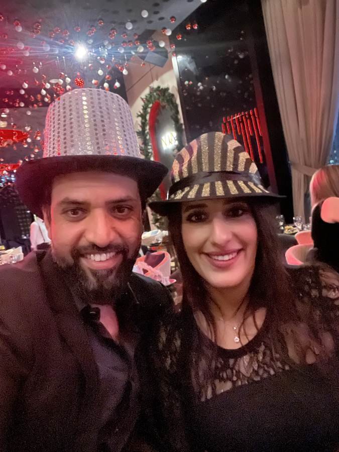 matching hats, midnight eve